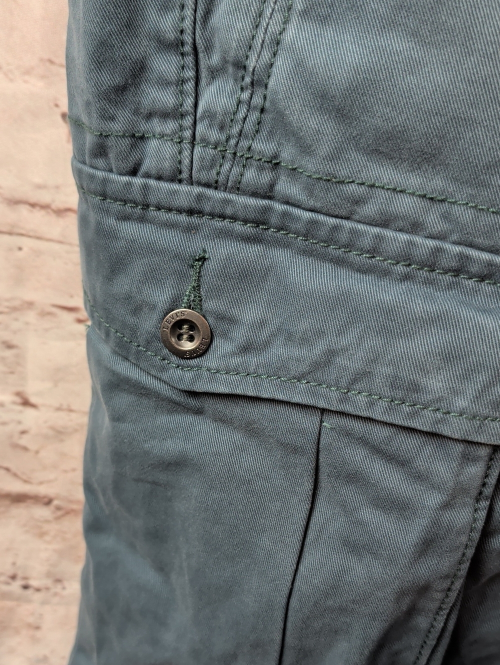 Levi's Men's Cargo Shorts Size 33 New Nwt - Picture 4 of 6